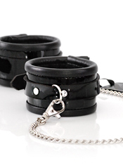 Faire Hommage Fur Cuffs Lack Faire Hommage Fur Cuffs Lack